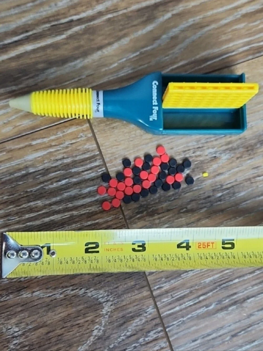 Mini Connect Four Game Pen Hasbro